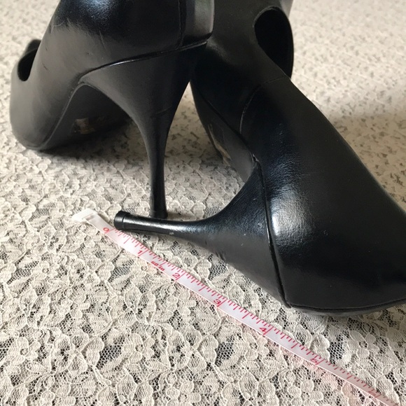 ❗️SOLD❗️ Black Pumps - Picture 5 of 7